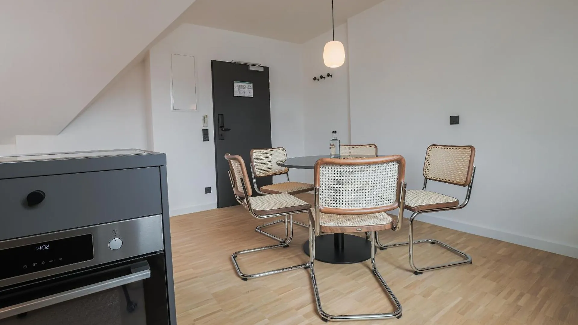 Bob W Munich Schwabing Aparthotel