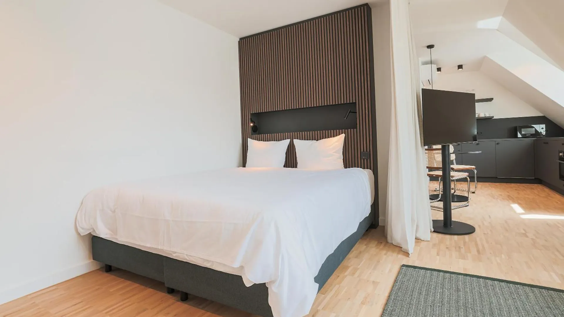 Bob W Munich Schwabing Aparthotel