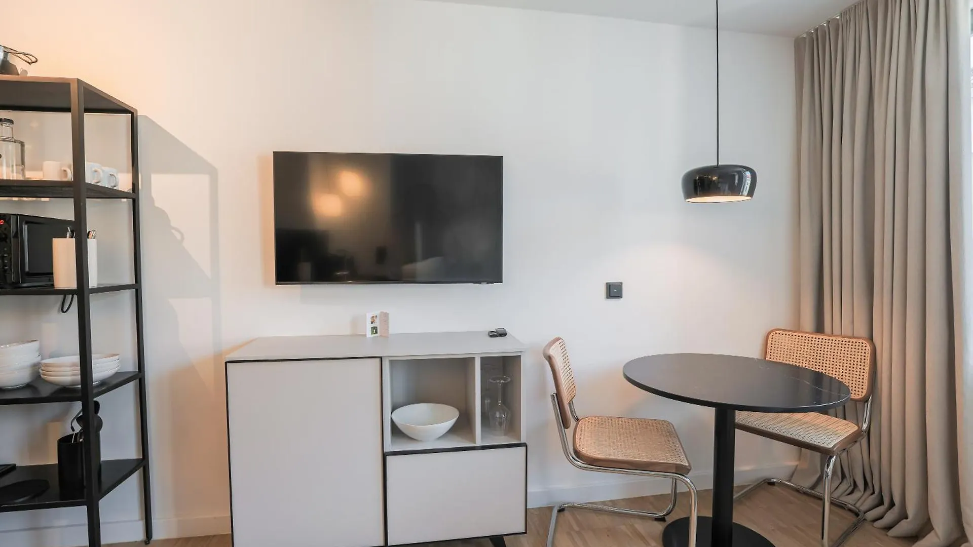 Bob W Munich Schwabing Aparthotel Tyskland